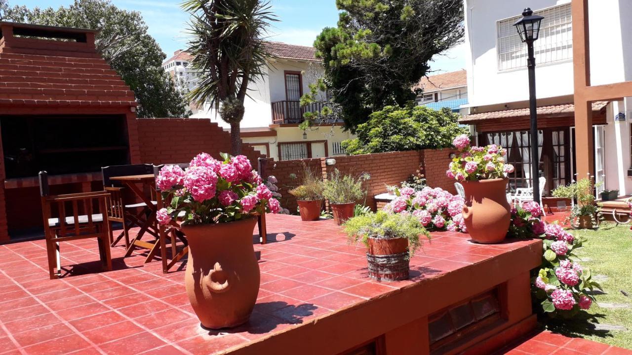 Posada De La Villa Villa Gesell Exterior photo